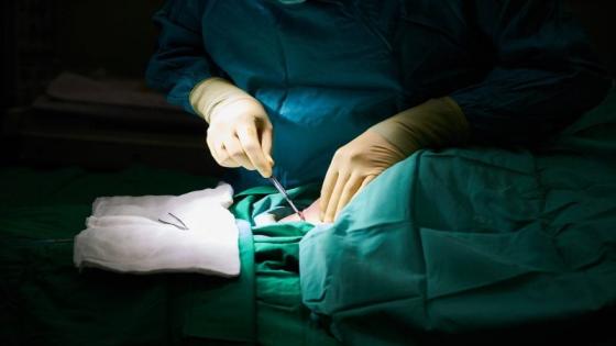 Surgeon lets 13-year-old daughter drill into patient’s skull during brain surgery