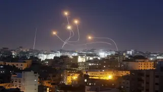 World calls for restraint after Iran strikes Israel