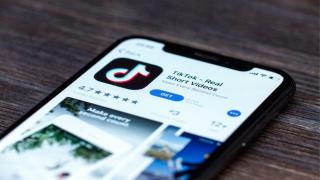TikTok slashes hundreds of jobs in AI shift