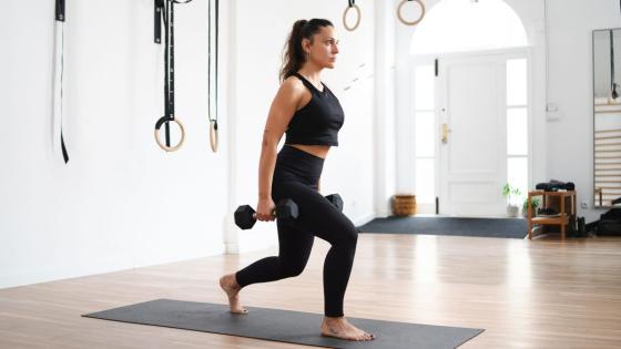 Two dumbbells, seven exercises and 30 minutes are all you need to build full-body muscle
