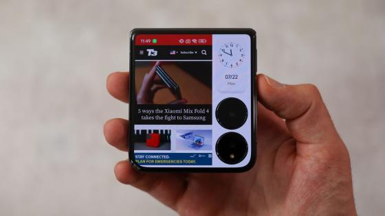 5 ways Xiaomi’s Mix Flip 4 beats Samsung Galaxy Z Flip and Motorola Razr